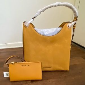 FALL SEASON PURSE and WRISTLET!